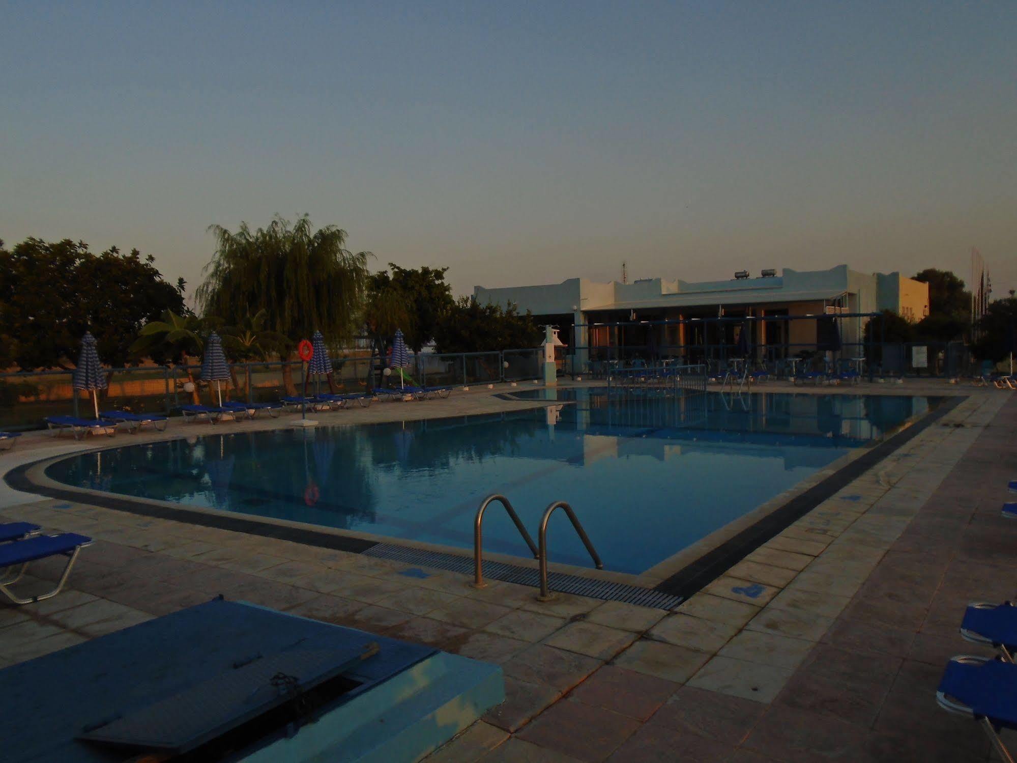 Aparthotel Oasis Tigaki Extérieur photo
