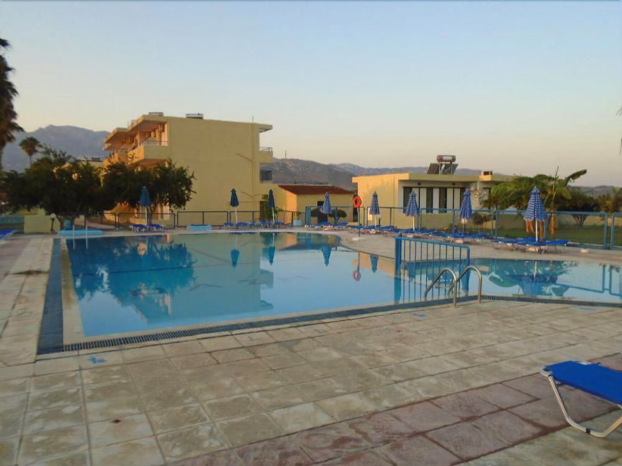 Aparthotel Oasis Tigaki Extérieur photo